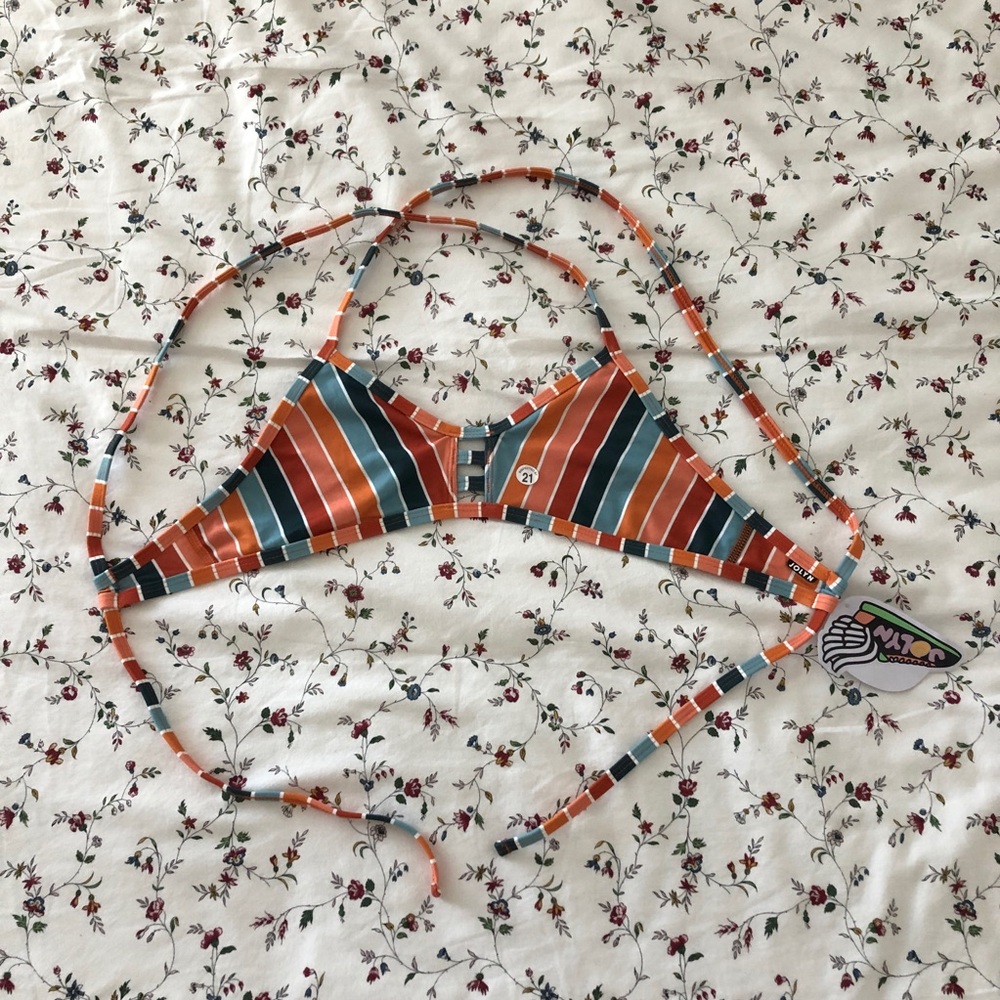 Jolyn Tomcat Top